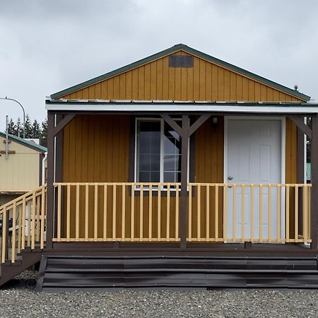 Far West Cabin-Tiny Homes Rental Forks Eksteriør bilde