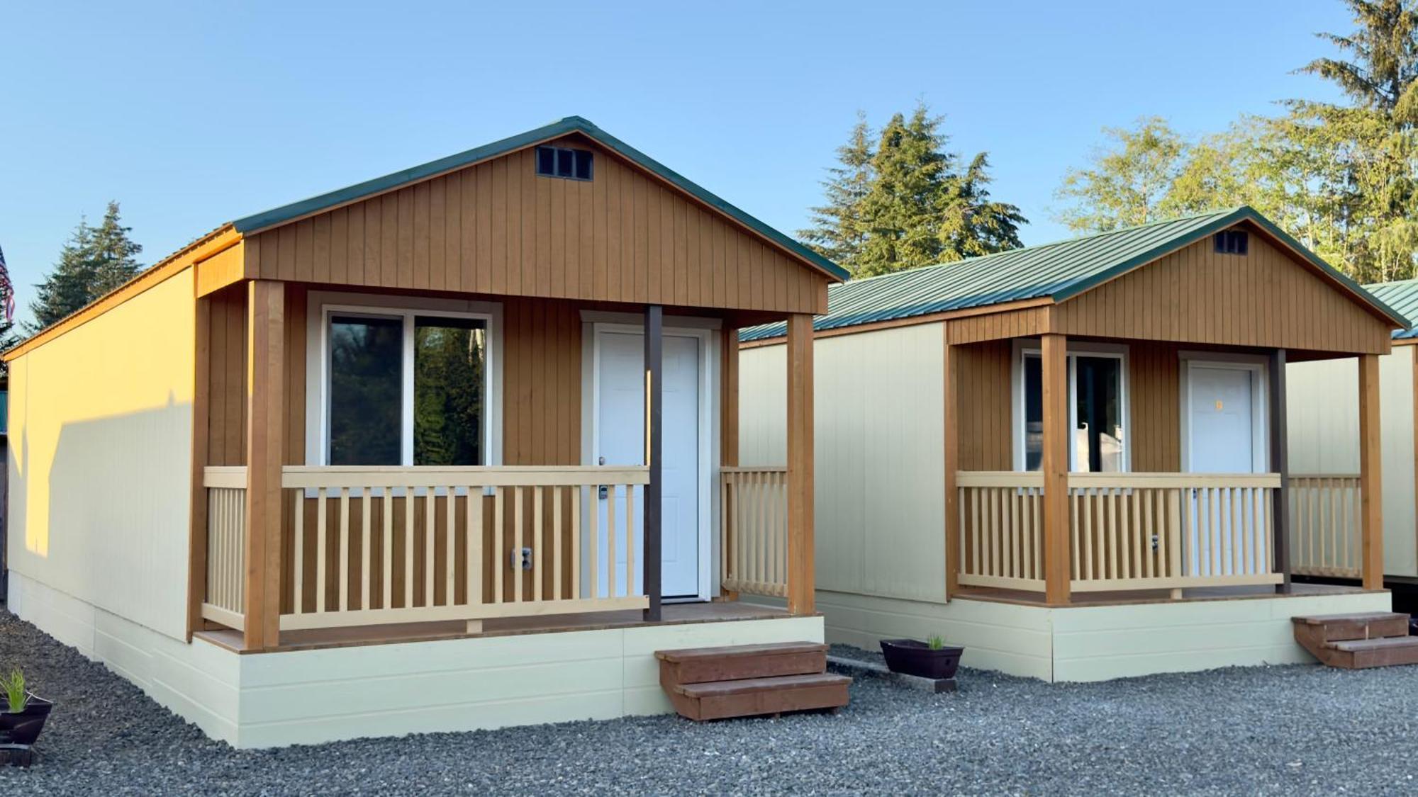 Far West Cabin-Tiny Homes Rental Forks Eksteriør bilde